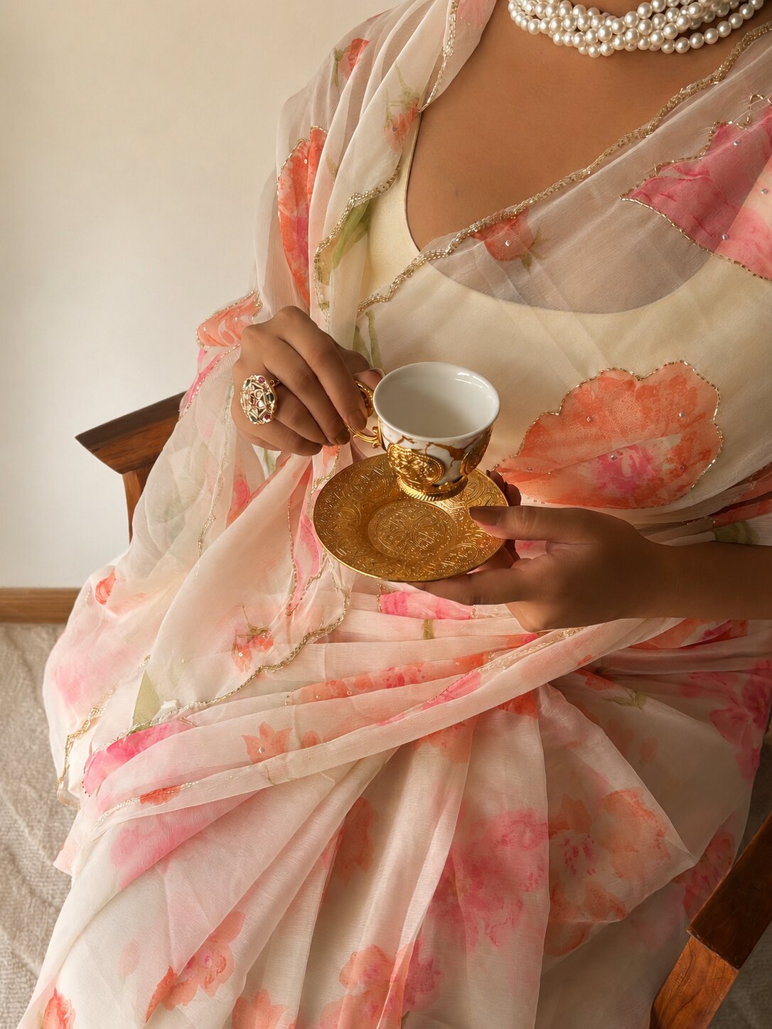 HOW TO STYLE CHIFFON SAREES FOR EVERYDAY AND SPECIAL OCCASIONS